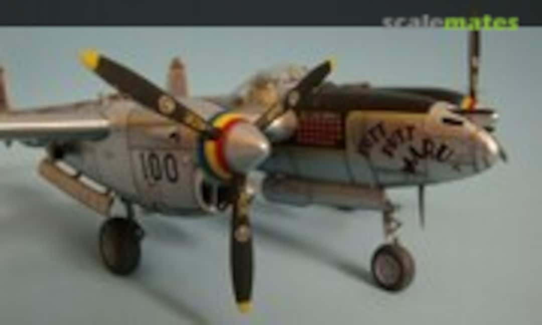 Lockheed P-38L Lightning 1:48