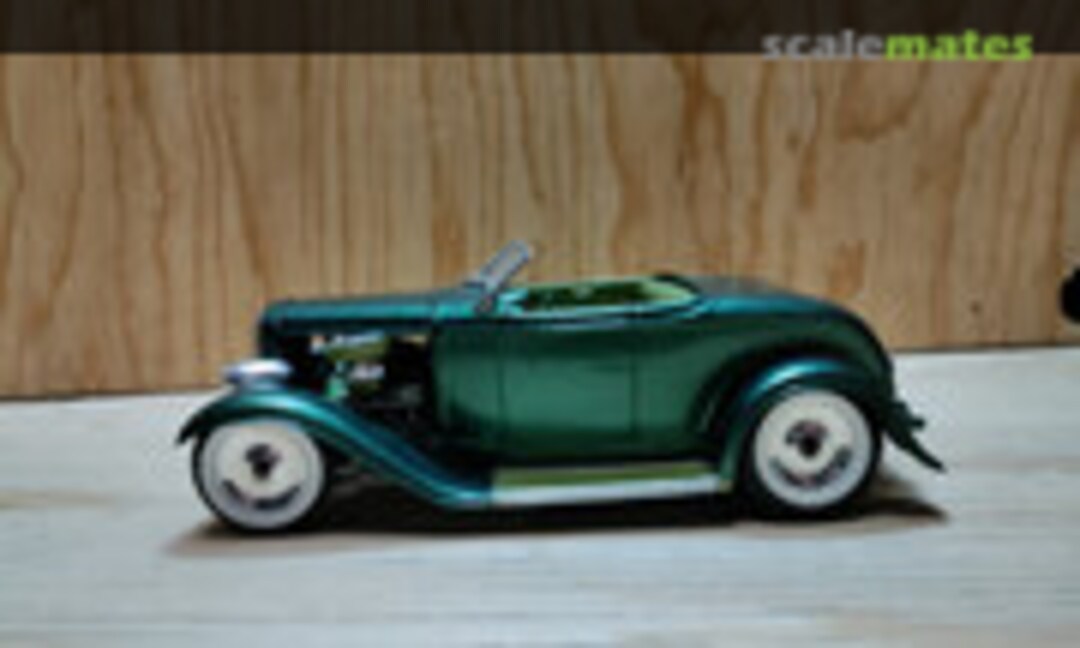 1932 Ford Roadster Custom 1:25