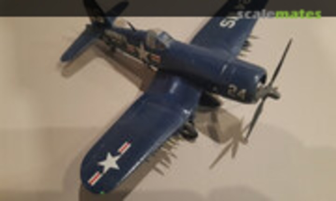 Vought F4U-4 Corsair 1:72