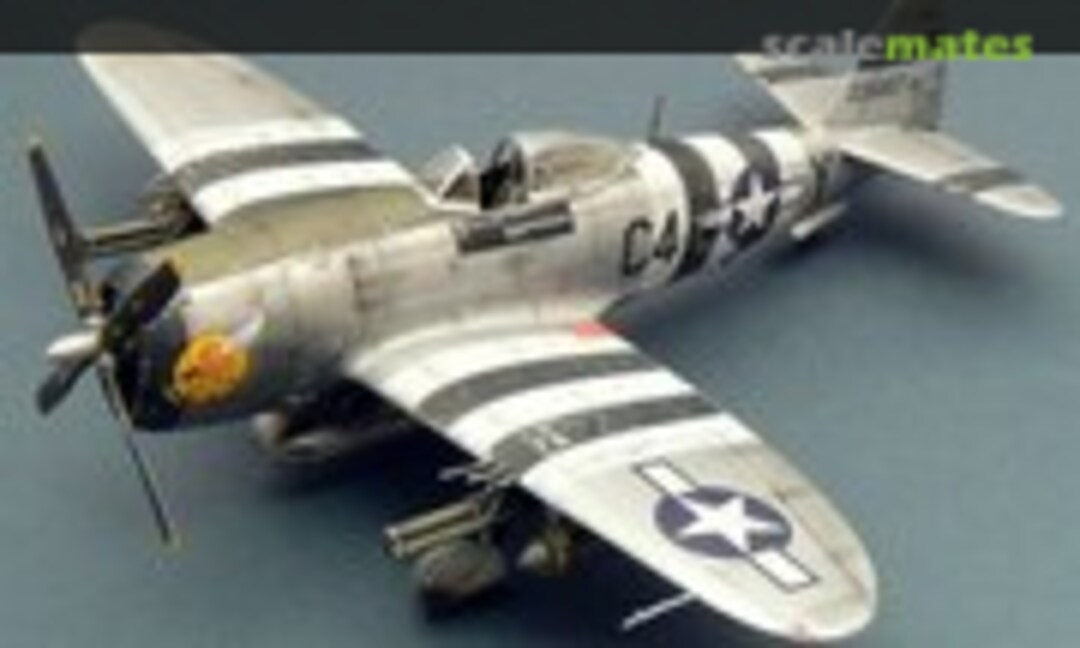 Republic P-47C Thunderbolt Bubbletop 1:72