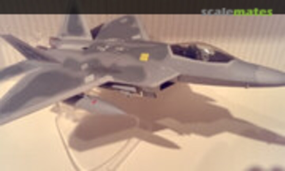 Lockheed Martin F-22A Raptor 1:72