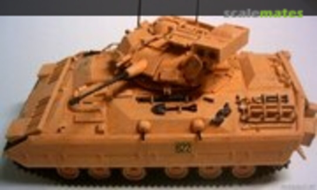 M2 Bradley 1:72