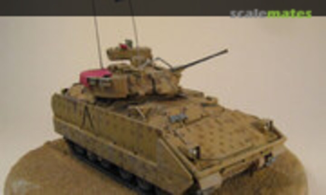 M2A2 Bradley 1:72