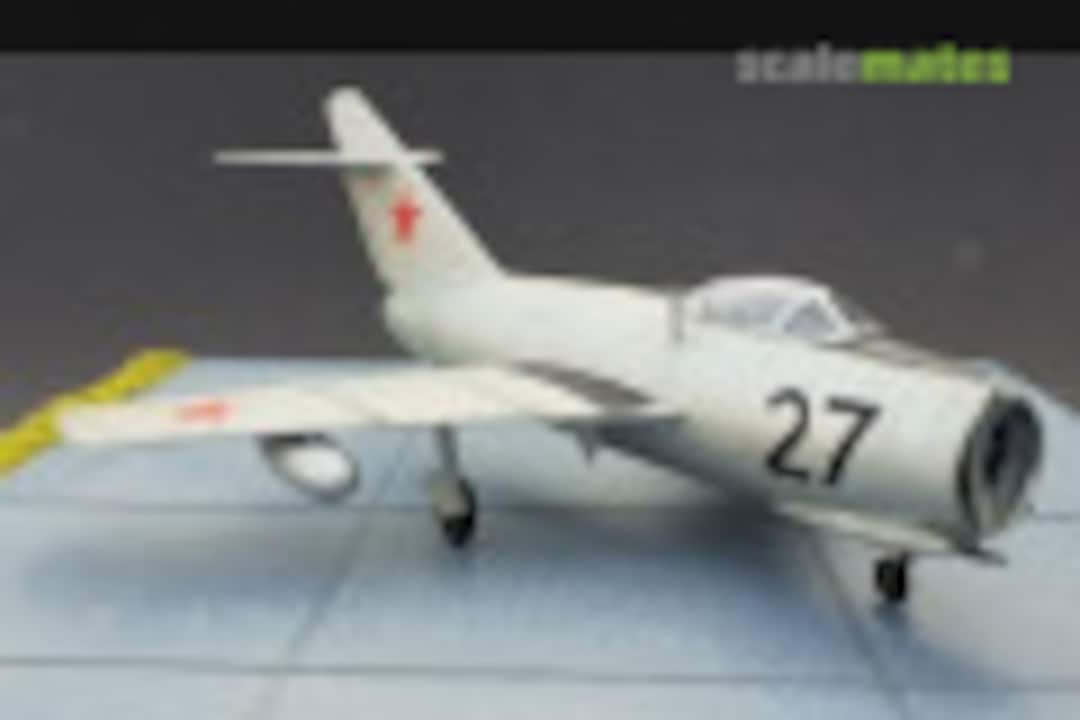 Mikoyan-Gurevich MiG-15 Fagot 1:72