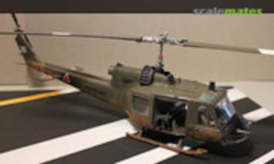 Bell UH-1C Huey 1:48