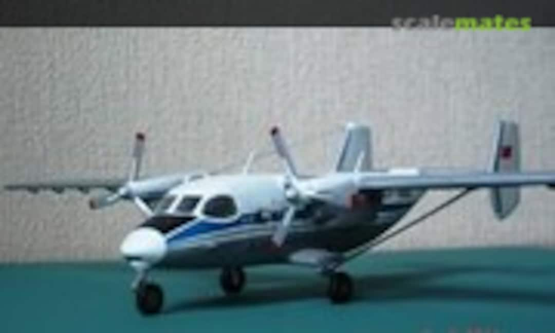 Antonov An-28 1:72