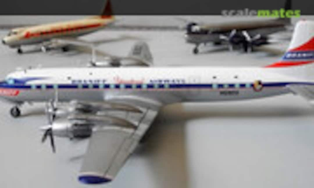 Douglas DC-7C 1:144