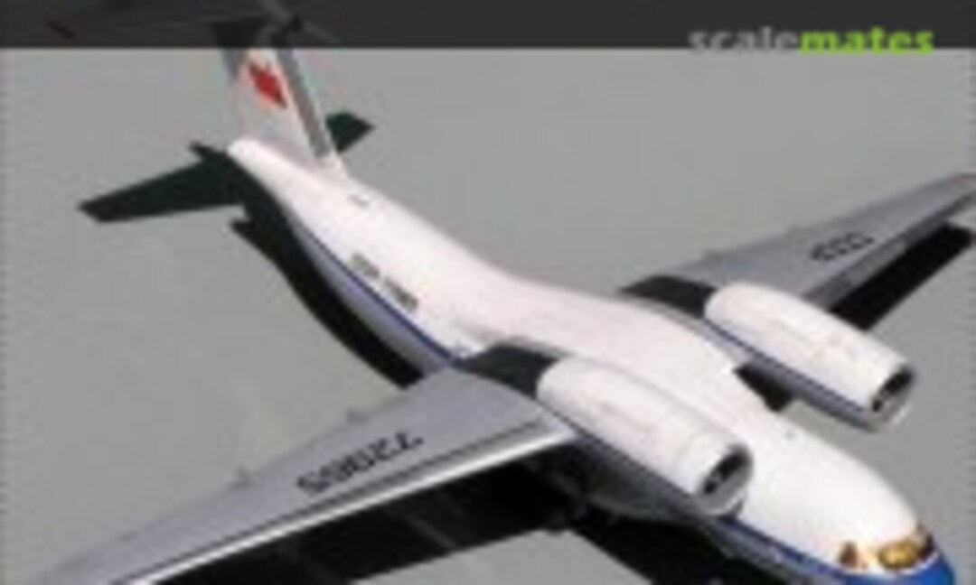 Antonov An-72 1:144