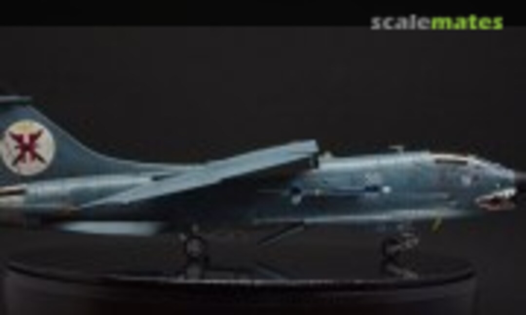 Vought F-8P Crusader 1:72