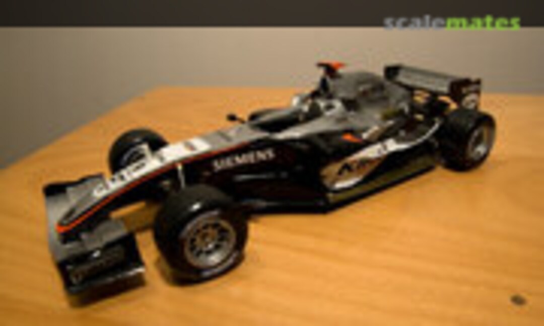 McLaren Mercedes MP4-20 1:24