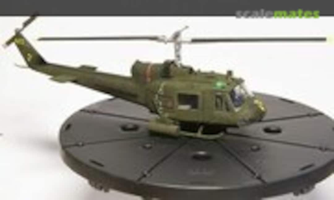 Bell UH-1C Huey 1:72