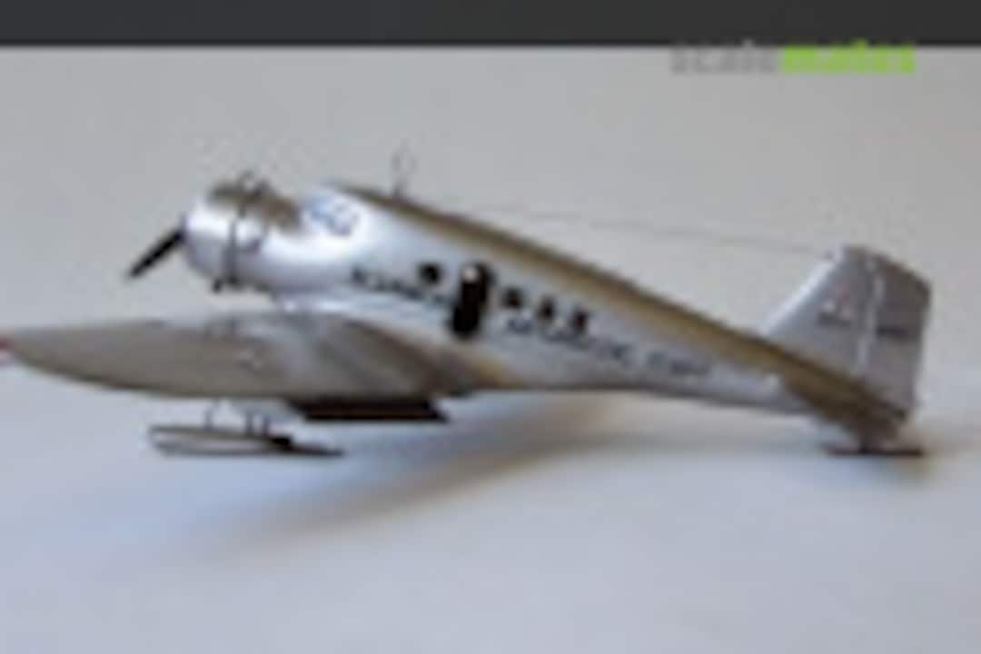 Northrop Delta 1D conversion 1:72