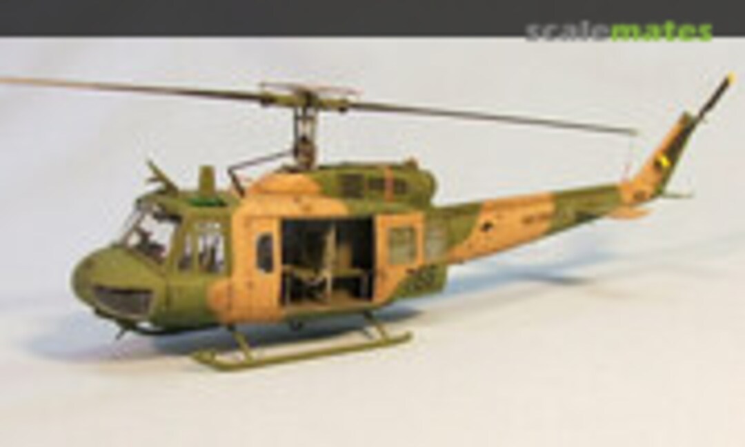 Bell UH-1H Huey 1:48