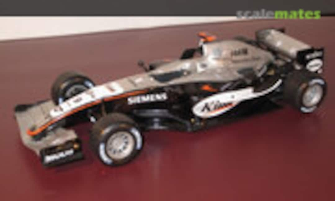 McLaren Mercedes MP4-20 1:24