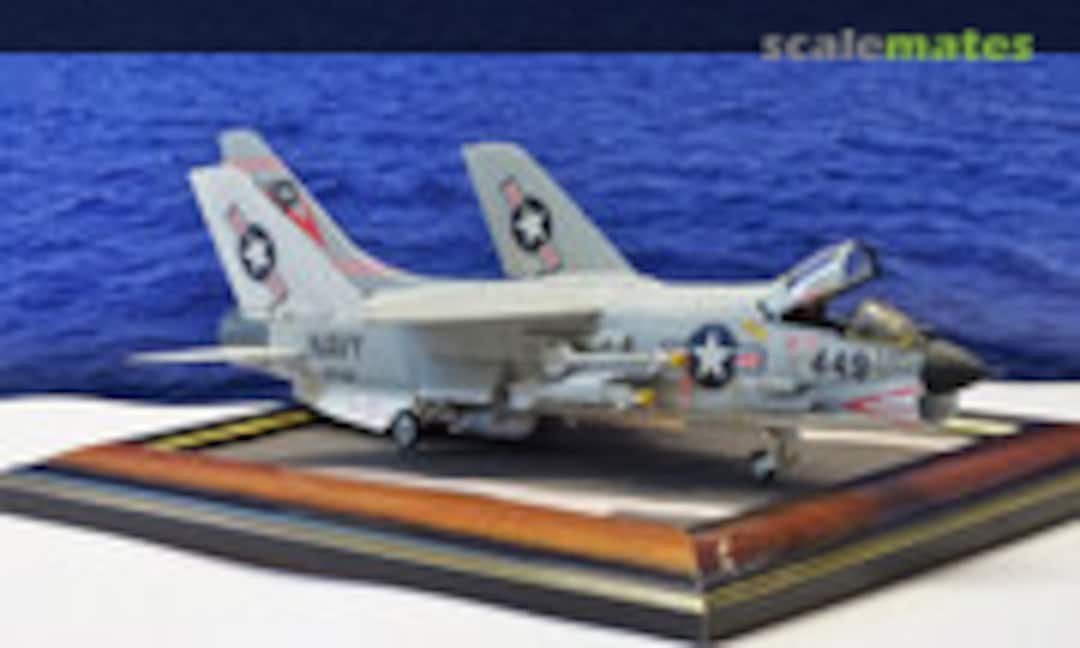 Vought F-8E Crusader 1:48