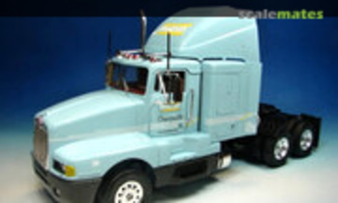 Kenworth T600 mit Reefer Trailer 1:32