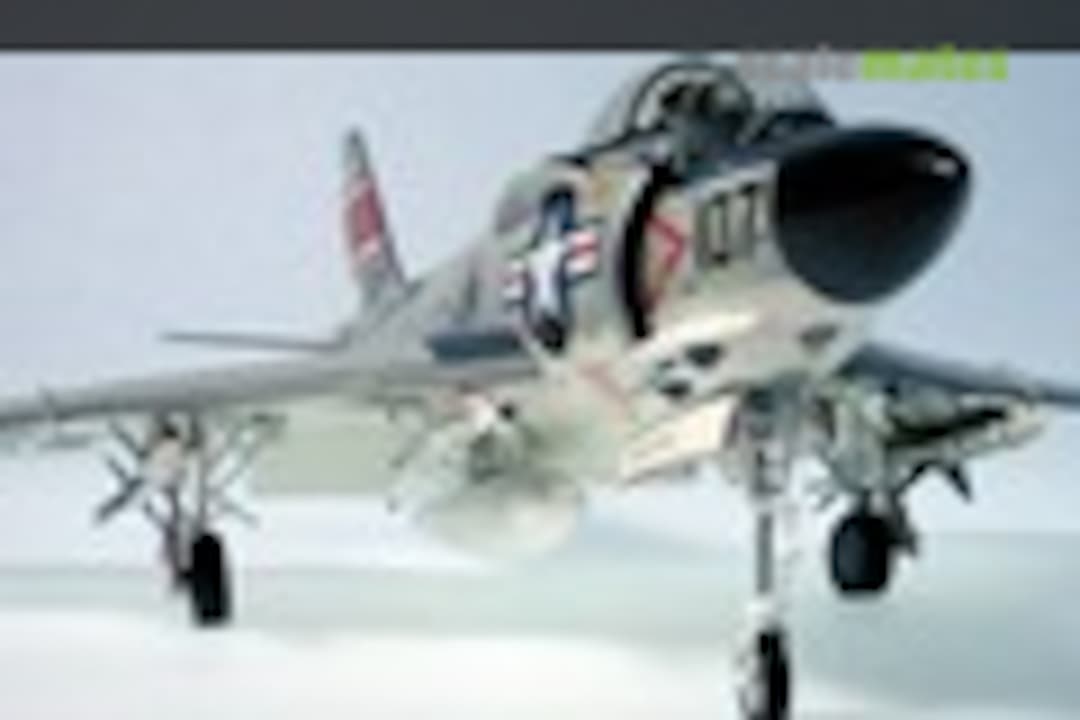 McDonnell F3H-2 Demon 1:48