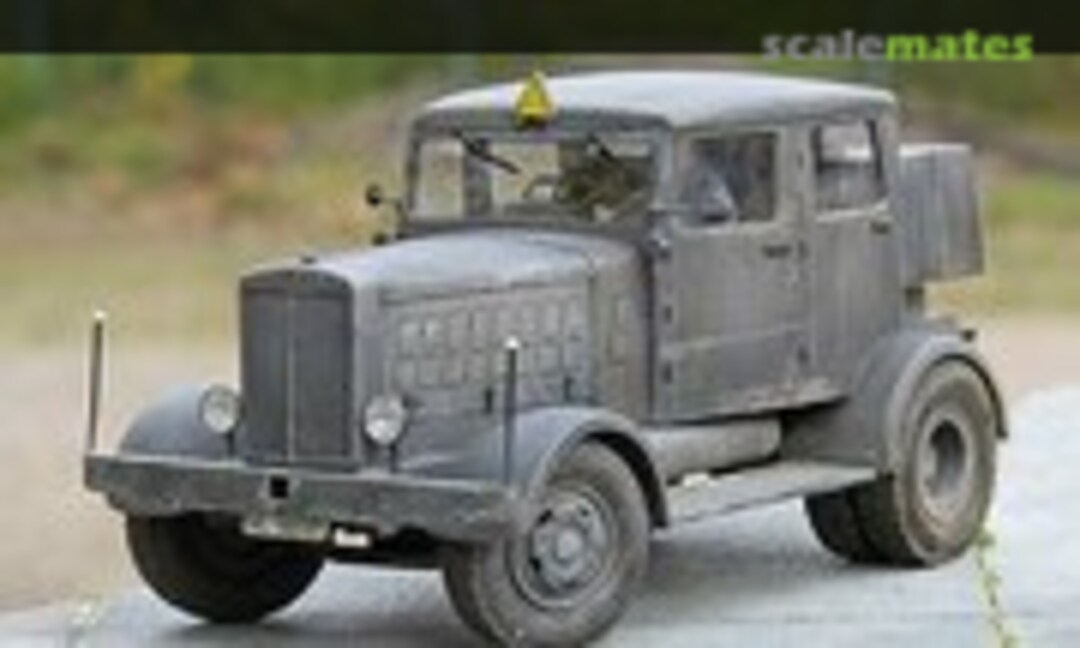 Hanomag SS100 1:35