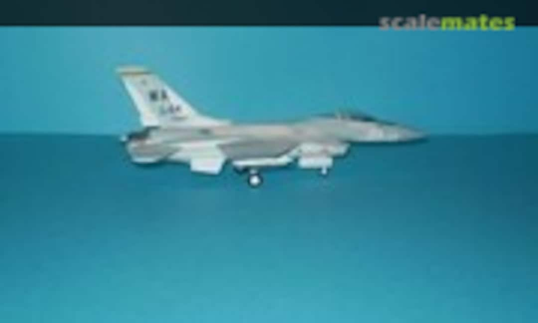 General Dynamics F-16C Fighting Falcon 1:72