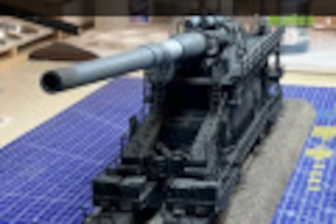 Dora Railroad Gun 1:144