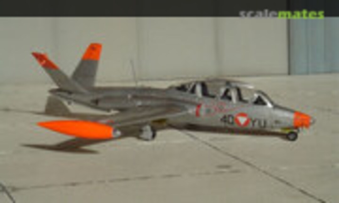 Fouga CM.170R Magister 1:72