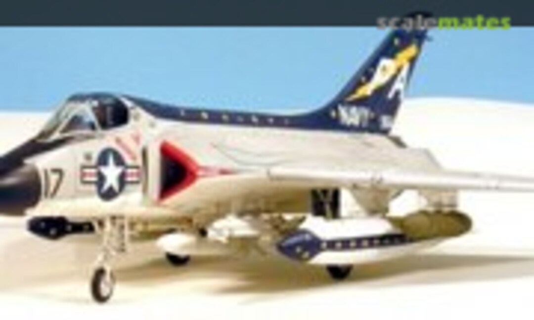 Douglas F4D-1 Skyray 1:48