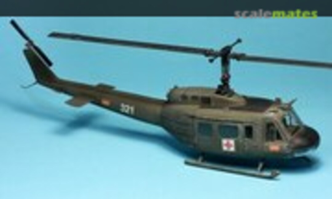 Bell UH-1H Huey 1:72