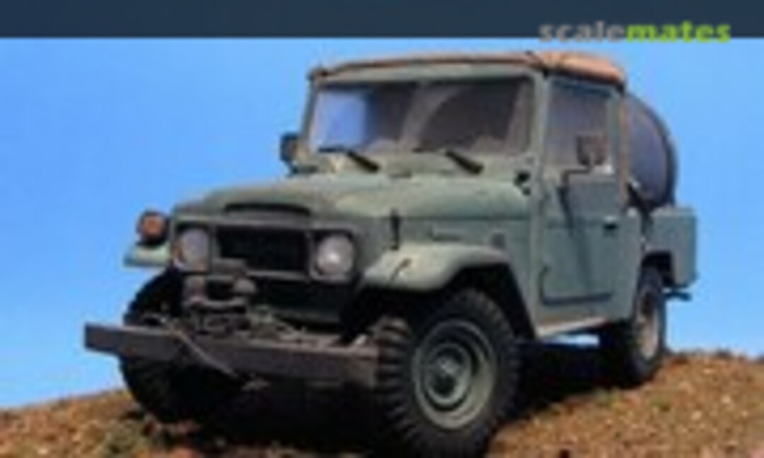 Toyota Land Cruiser 1:24