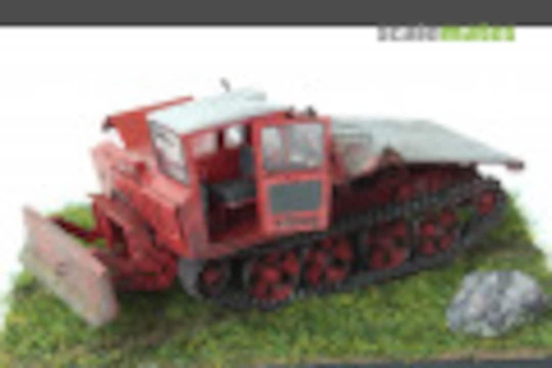 Skidding tractor TDT-55A 1:72