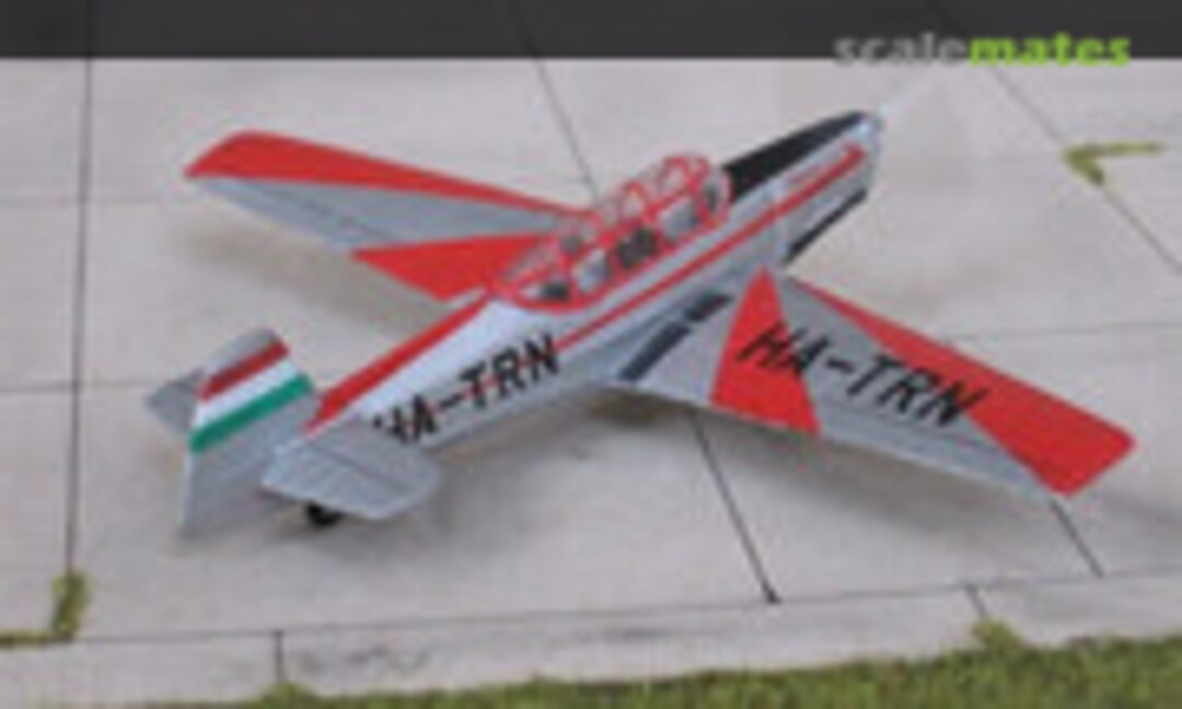 Zlin Z-226M 1:72