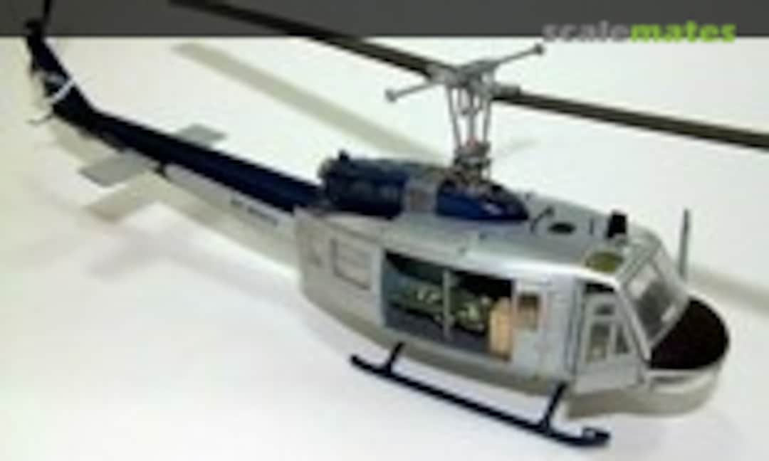 Bell UH-1D Huey 1:72