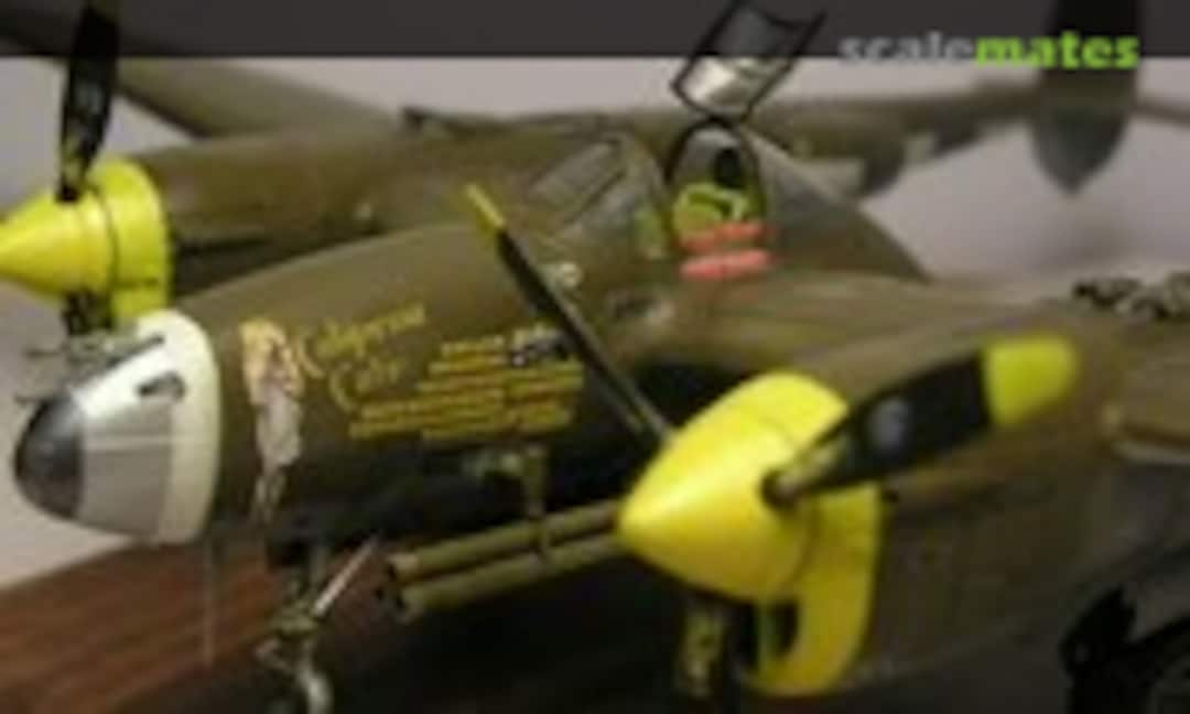 Lockheed P-38J Lightning 1:72