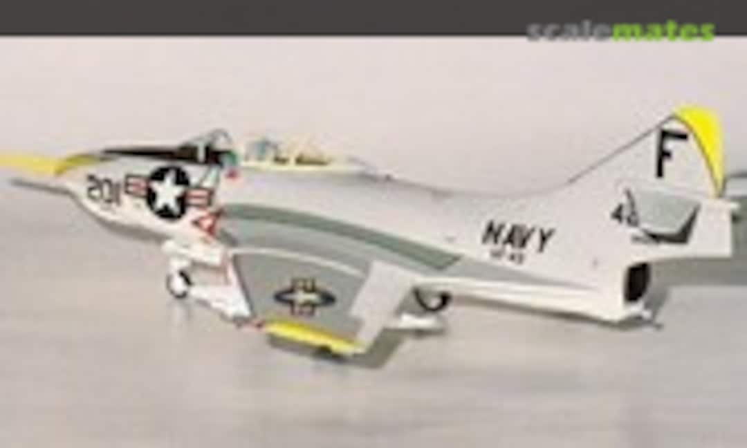 Grumman F9F-8 Cougar 1:72