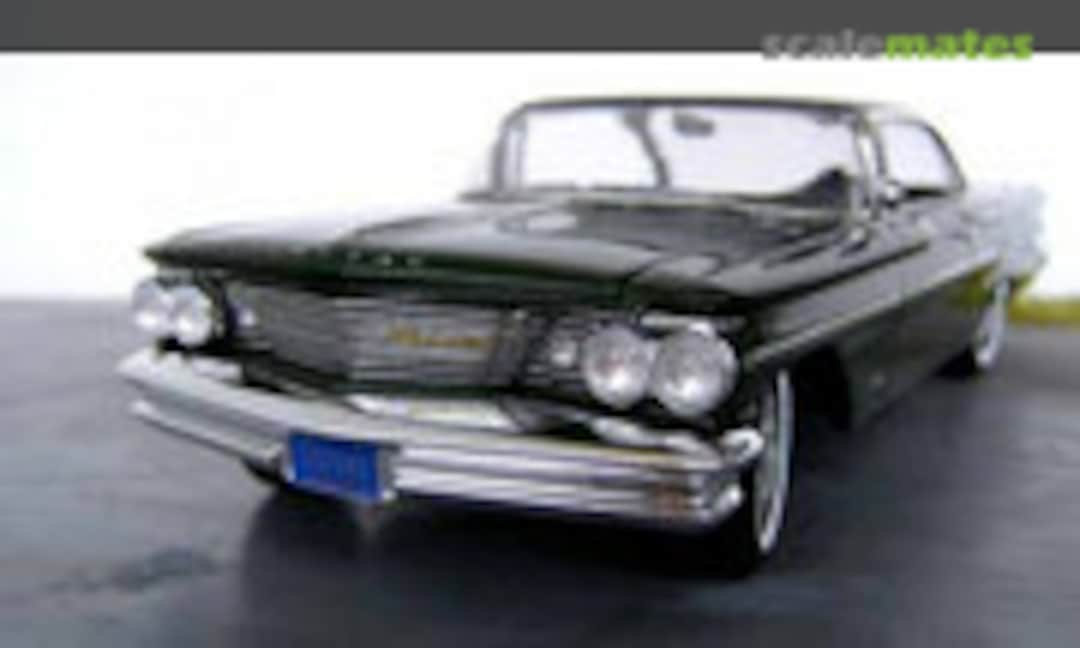 1960 Pontiac Bonneville Sports-Coupe 1:25