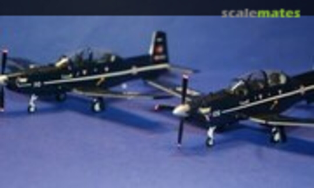 CT-156 Harvard II 1:48