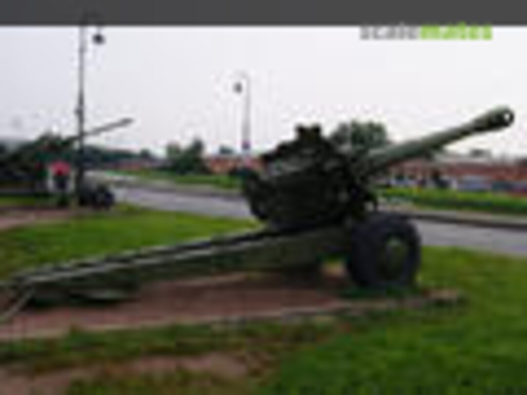 152mm Howitzer M1955 (D-20)