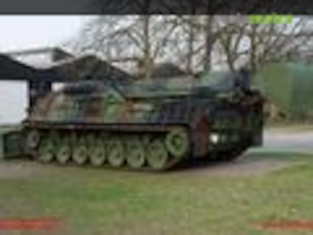 Armoured engineering vehicle 2A1 Dachs