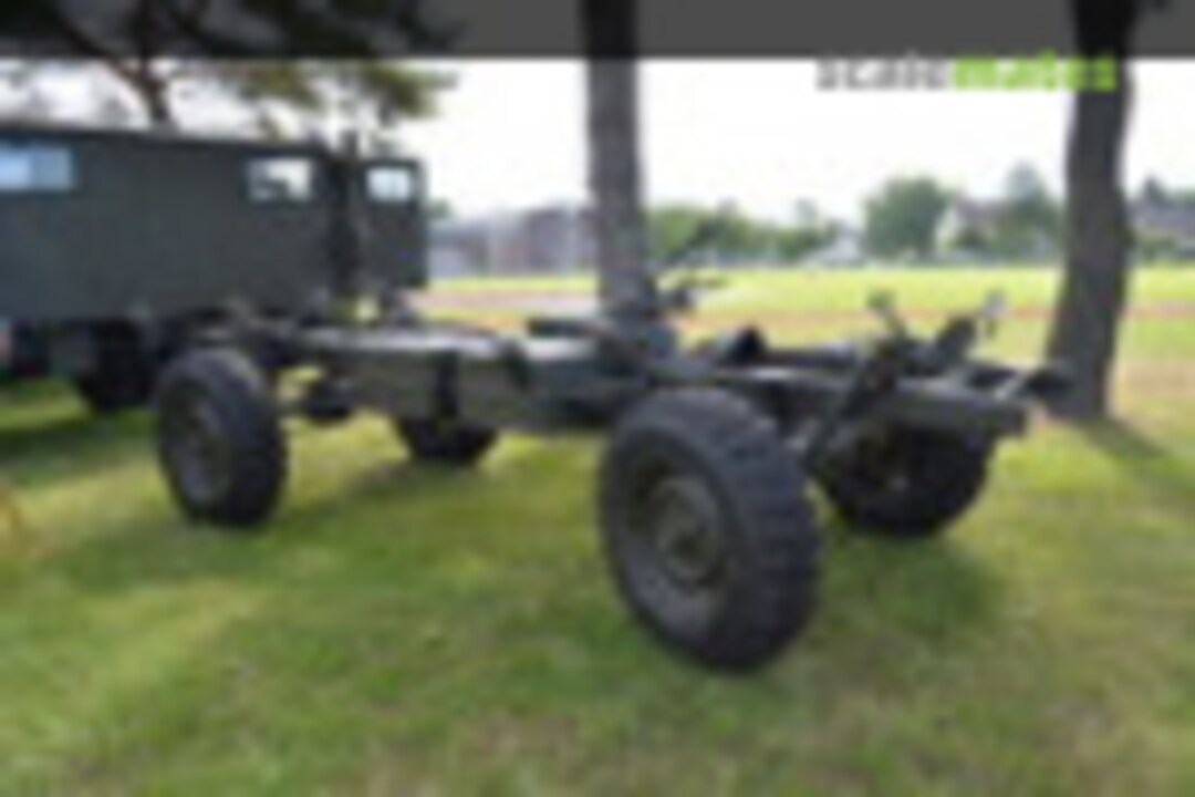 Lkw 1,5t Unimog S404 Chassis