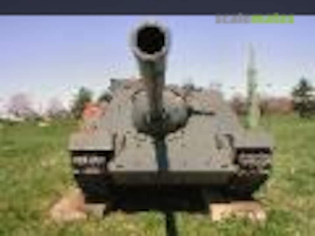 SU-100