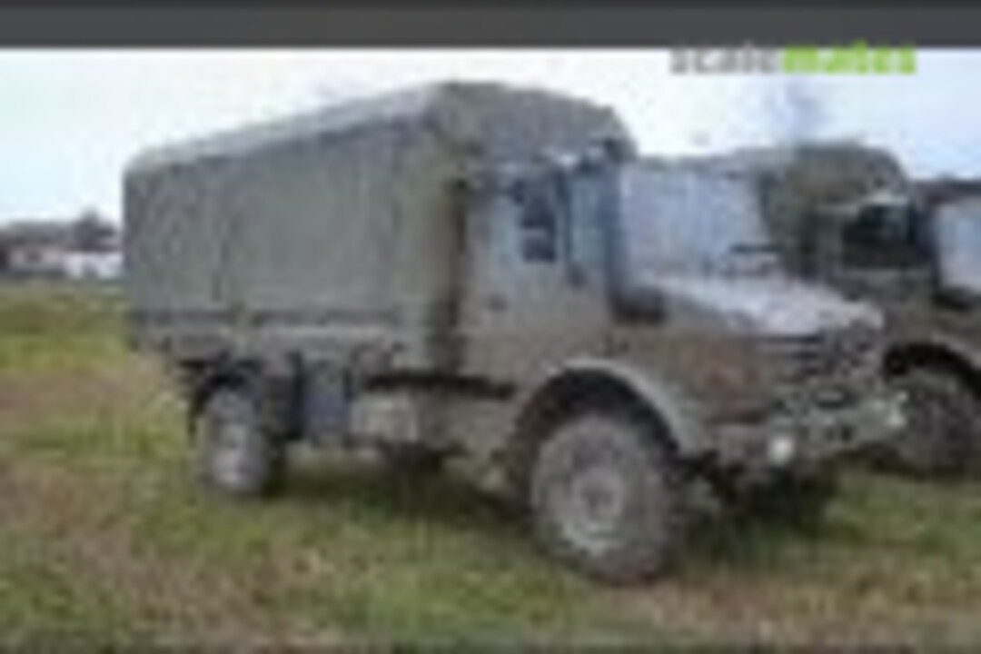 Mercedes Unimog U4000