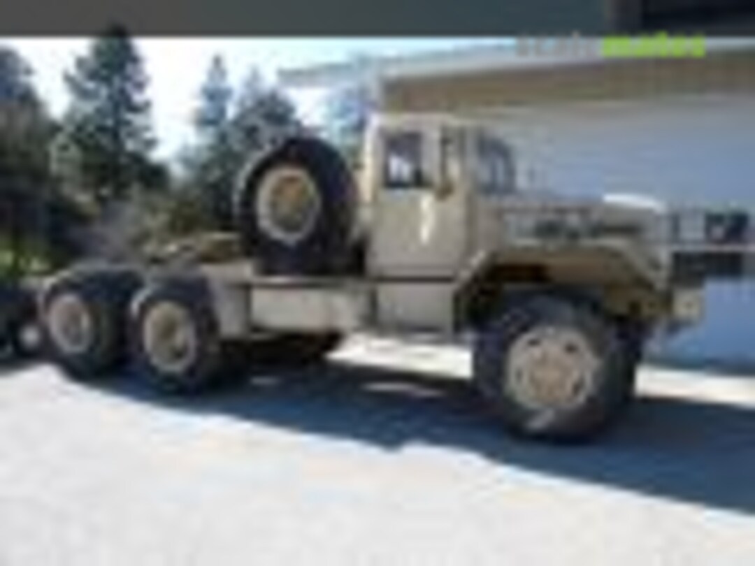 Mack M123 Truck